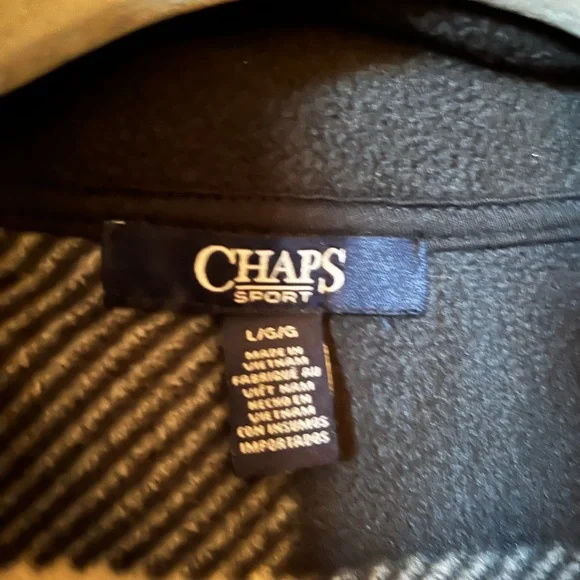Chaps black and cream checkered fleece vest. Full zip front. EUC. Size large. - Picture 3 of 6